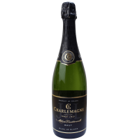 Photographie d'une bouteille de Méthode Traditionnelle Charlemagne Tradition Brut 75 cl