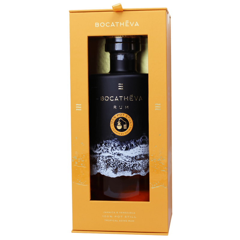 Photographie d'une bouteille de rhum bocatheva pot still 70 cl 40°