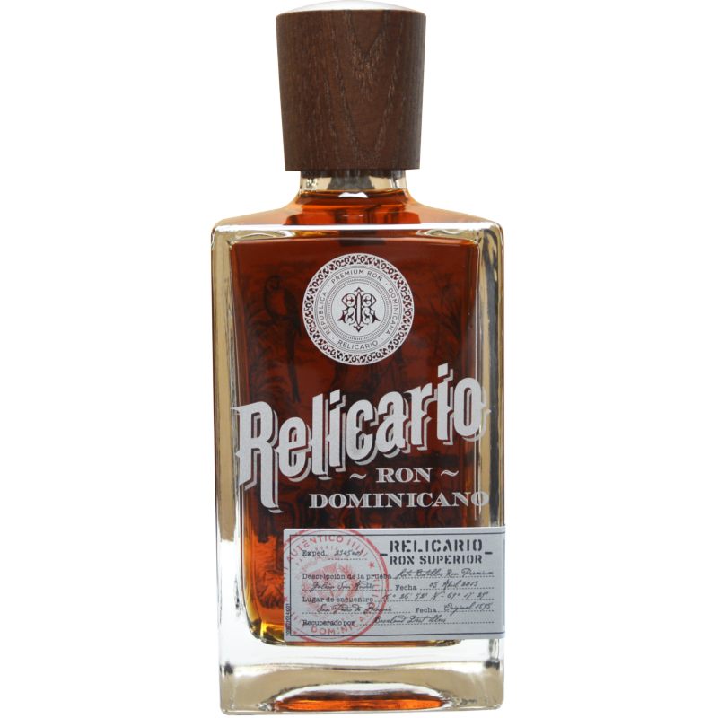 Photographie d'une bouteille de Rhum Relicario Dominicano