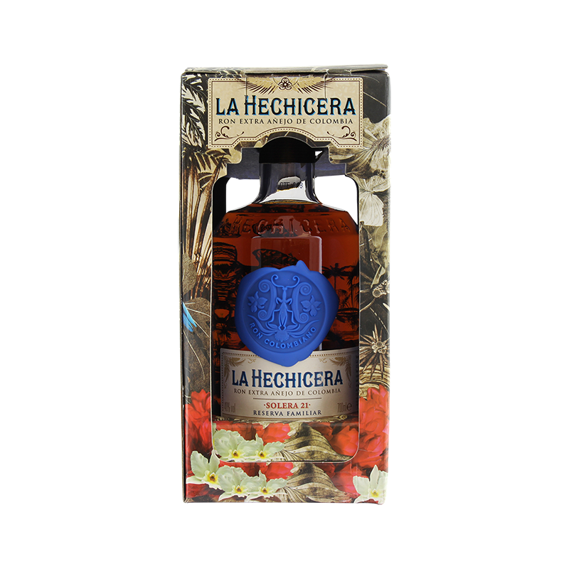 Photographie d'une bouteille de Rhum La Hechicera