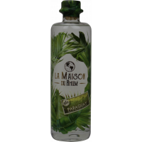 Photographie d'une bouteille de rhum vieux la maison du rhum paraguay