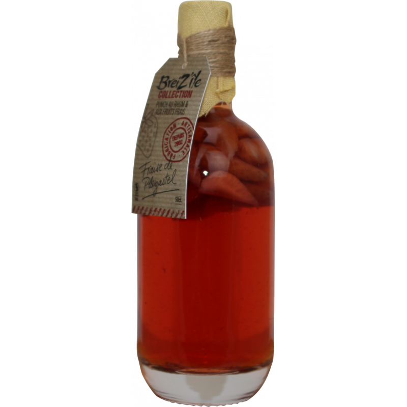 Photographie d'une bouteille de RHUM ARRANGE BREIZ'ILE FRAISE DE PLOUGAS