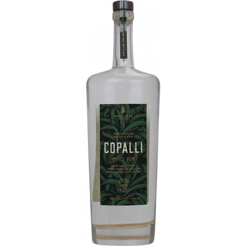 Photographie d'une bouteille de Rhum Blanc Copalli Bio Belize