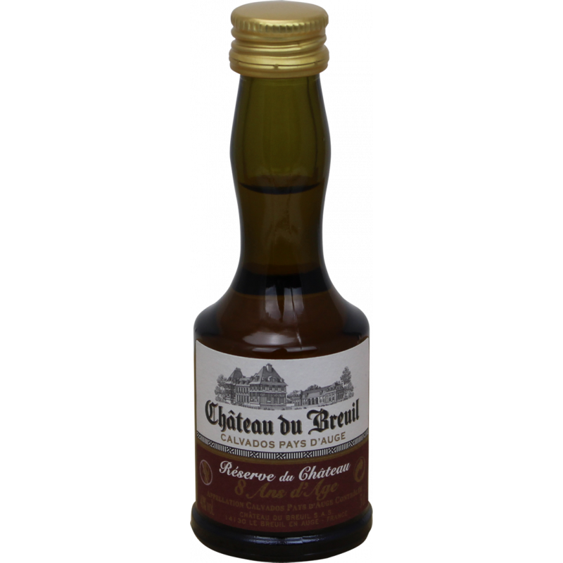 Photographie d'une bouteille de Calvados Château du Breuil 8 ans