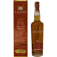 Photographie d'une bouteille de Rhum A.H Riise XO Ambre d'Or Réserve