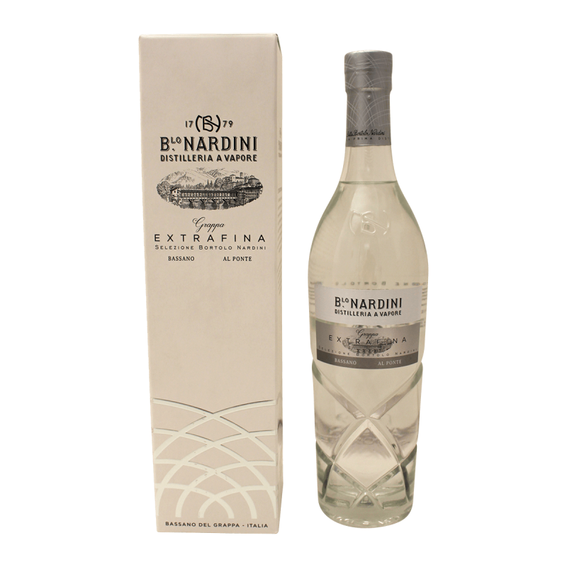 Photographie d'une bouteille de Grappa Nardini Extra Fina