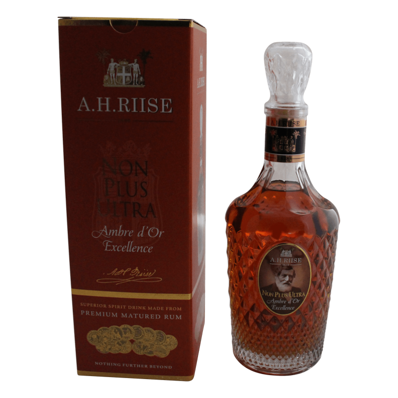 Photographie d'une bouteille de Rhum A.H Riise Non Plus Ultra Ambre d'Or