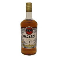 Photographie d'une bouteille de Rhum Bacardi Cuatro Anejo