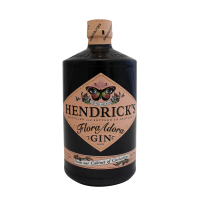 Photographie d'une bouteille de Gin Hendrick's Flora Adora Scotland