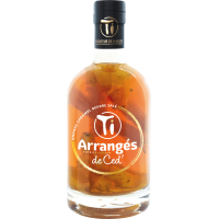 Photographie d'une bouteille de Rhum Arrangé Ananas Caramel Beurre Salé