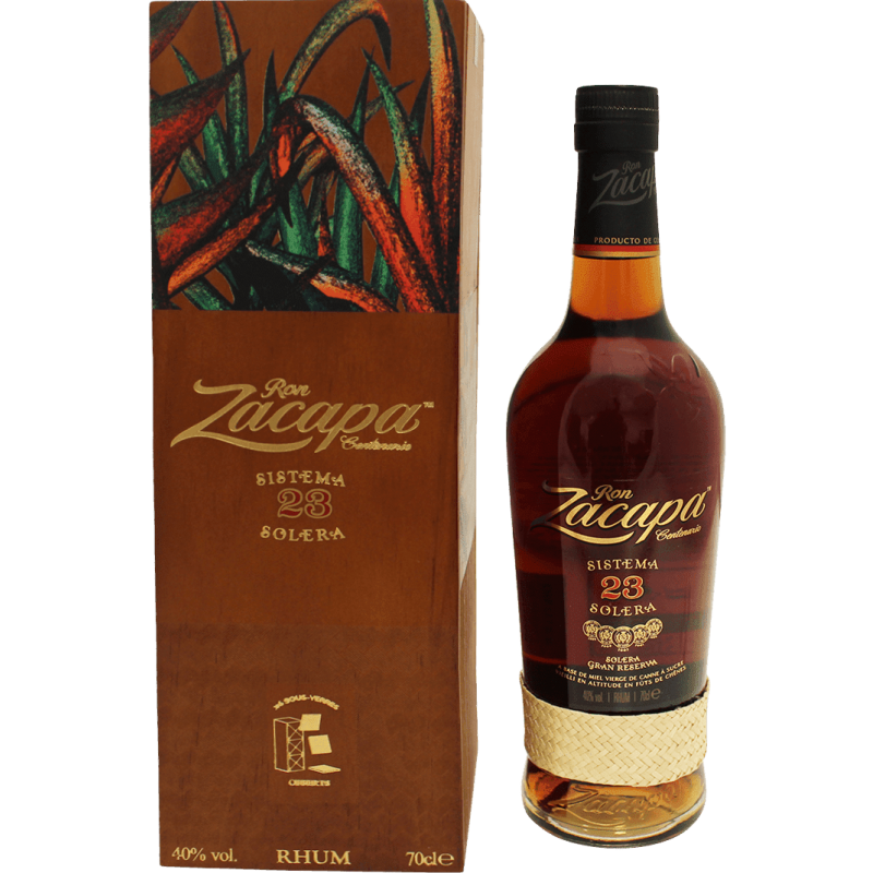 Photographie d'une bouteille de Rhum Zacapa Sistema Solera 23