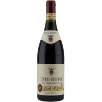 Photographie d'une bouteille de vin rouge cote rotie brune et blonde vidal fleury