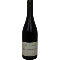 Photographie d'une bouteille de vin rouge bourgogne passetoutgrain