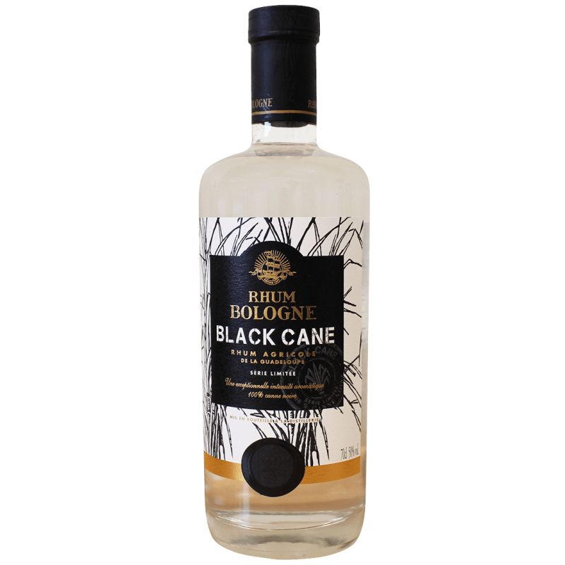 Photographie d'une bouteille de Rhum Bologne Black Cane